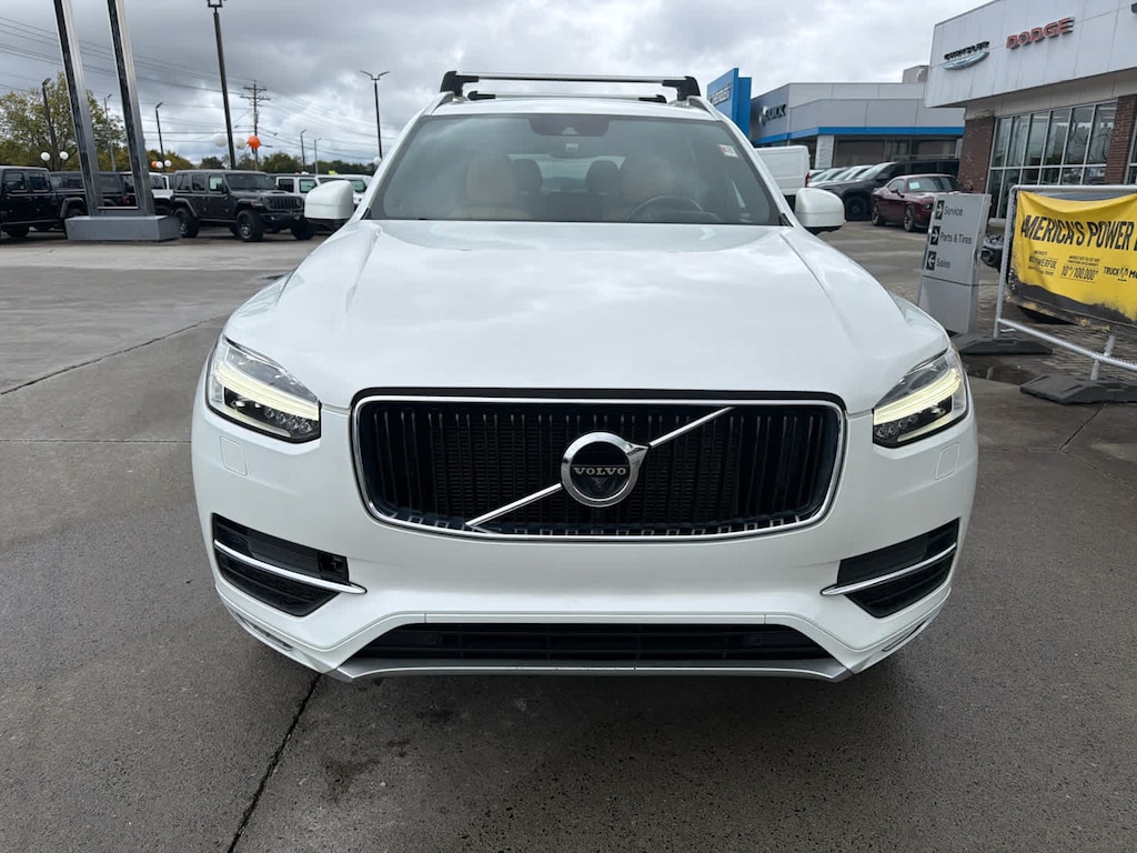 Used 2017 Volvo XC90 Momentum T6 AWD 7-Passenger