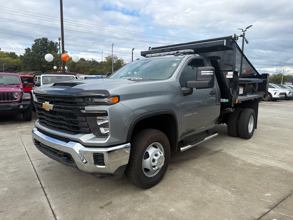 Used 2026 Chevrolet Silverado 3500HD CC Work Truck 4WD Reg Cab 146 WB, 60 CA 4WD Reg Cab 146 WB, 60 CA