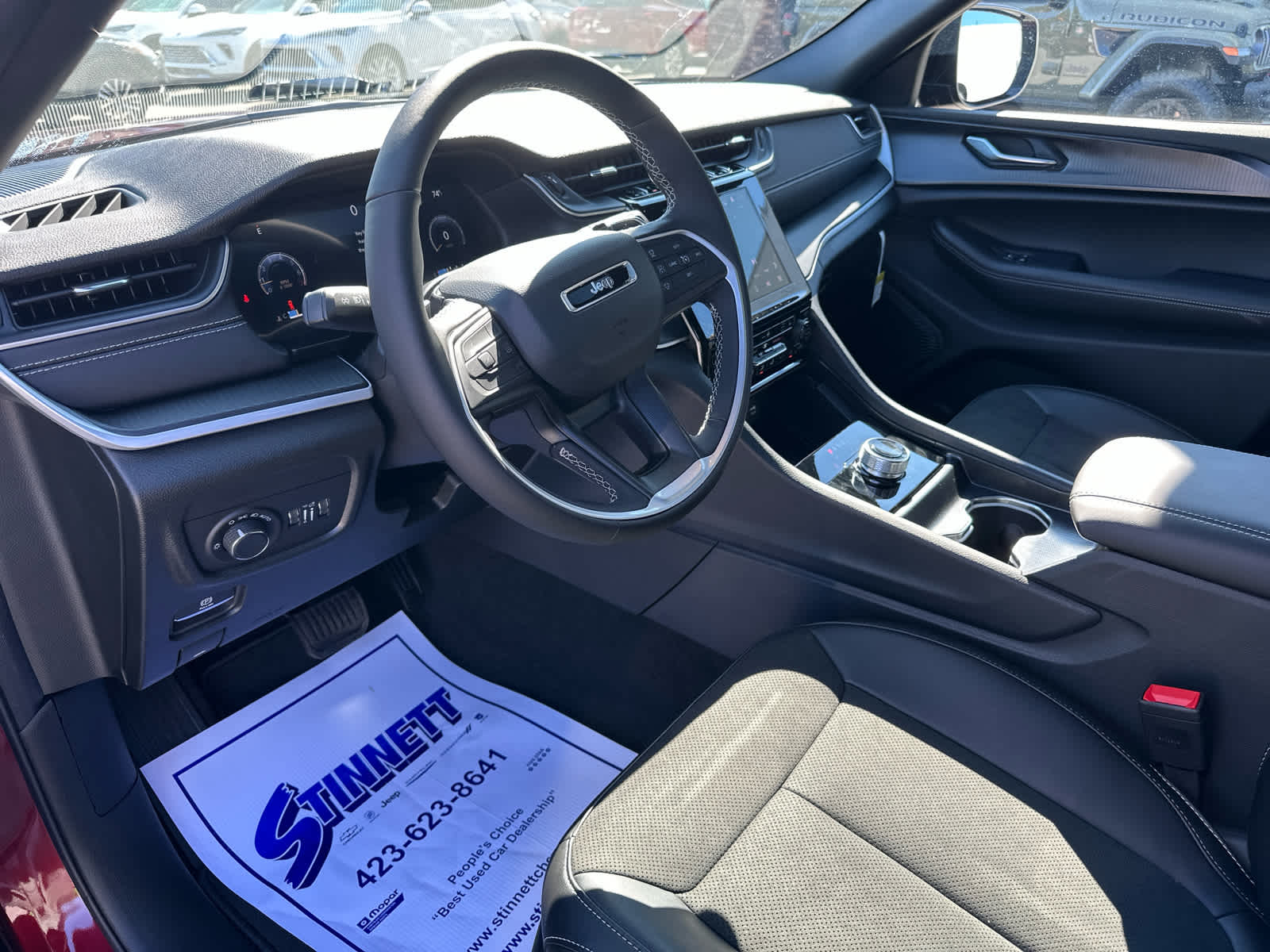 2025 Jeep Grand Cherokee Altitude - Photo 12