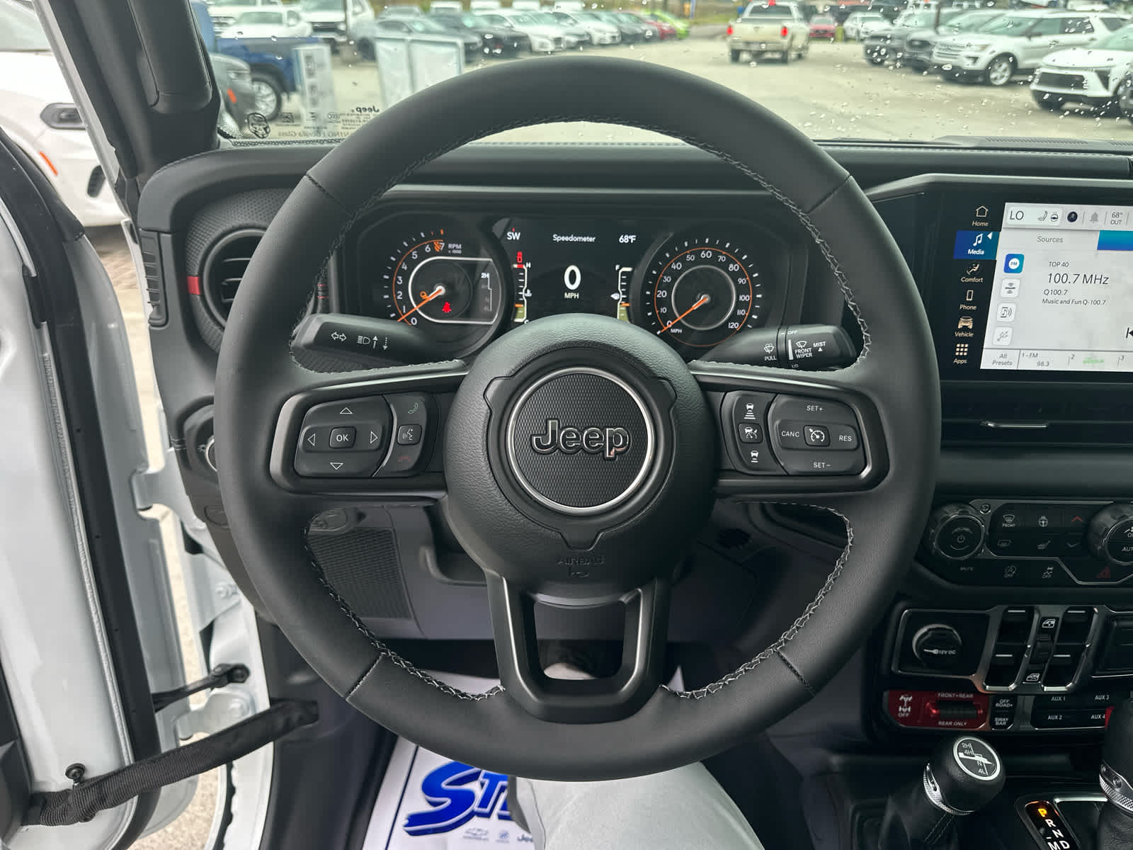 2025 Jeep Gladiator Rubicon - Photo 14