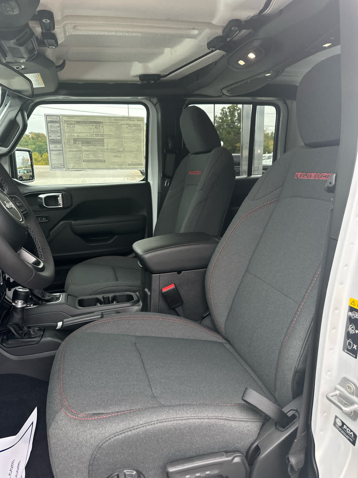 2025 Jeep Gladiator Rubicon - Photo 11
