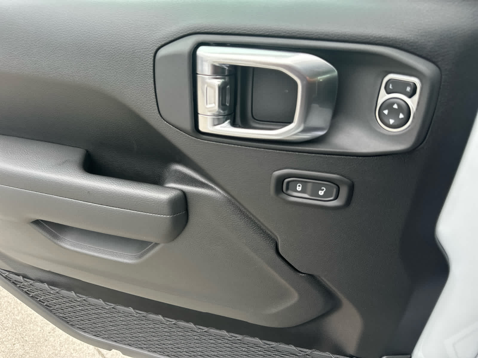 2025 Jeep Gladiator Rubicon - Photo 15