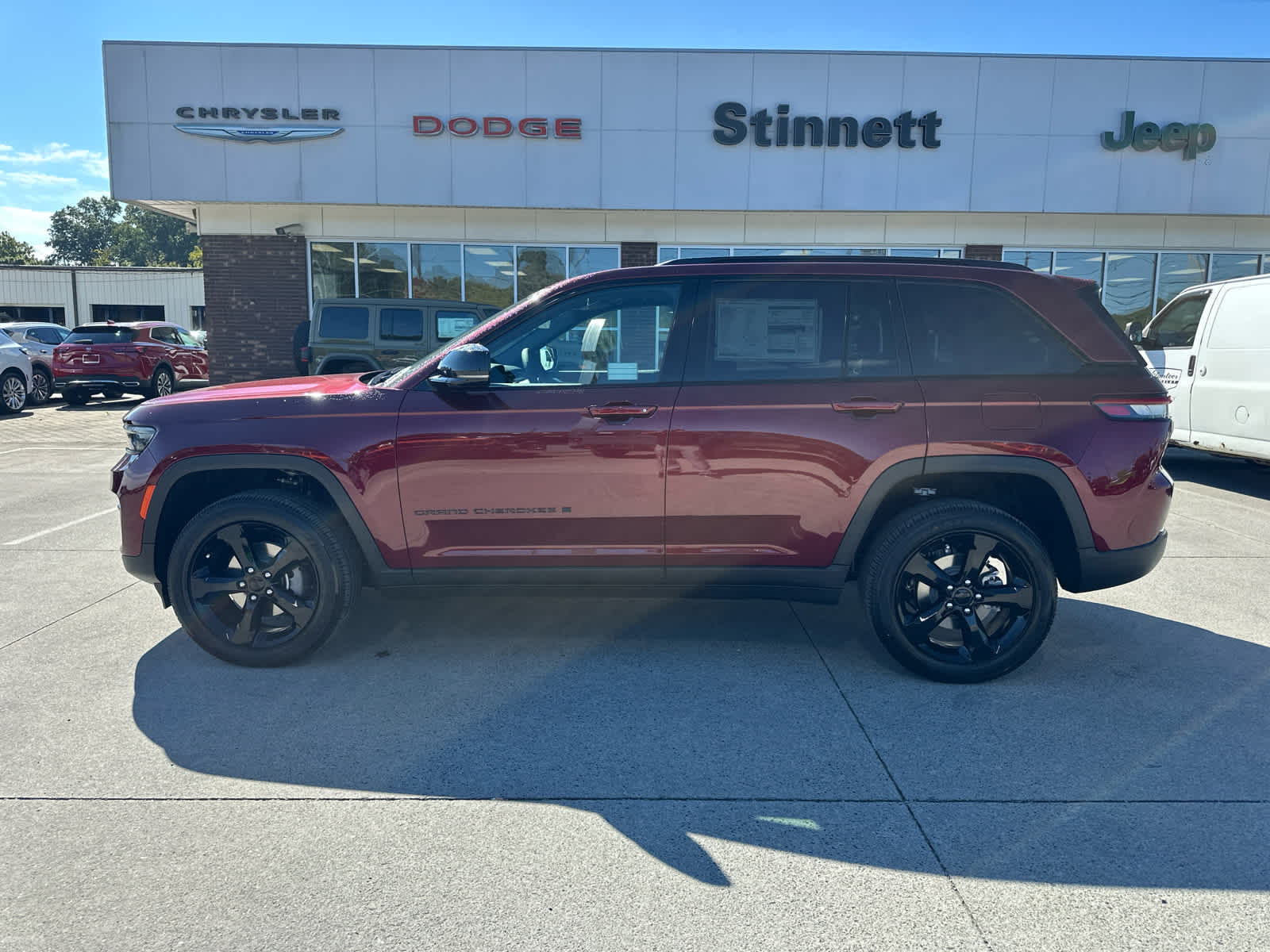 2025 Jeep Grand Cherokee Altitude - Photo 6