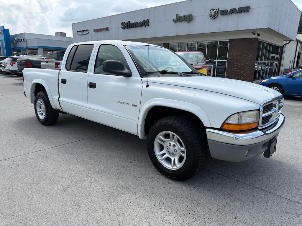 Used 2002 Dodge Dakota SLT Quad Cab 131 WB Quad Cab 131 WB