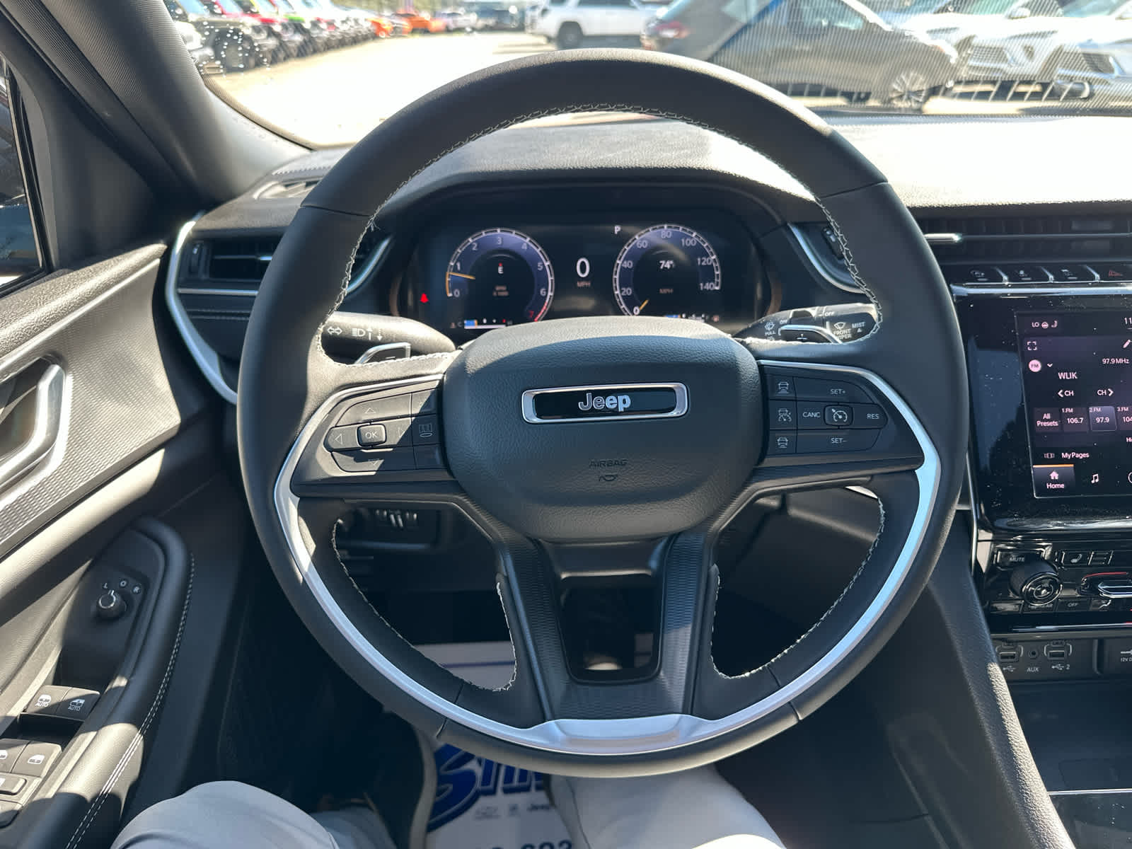 2025 Jeep Grand Cherokee Altitude - Photo 15