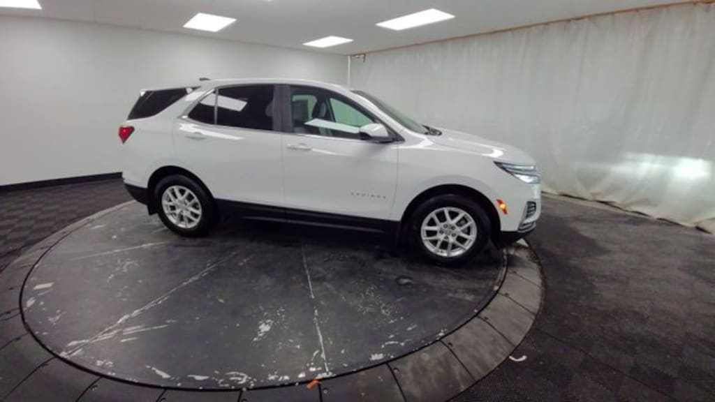 Used 2023 Chevrolet Equinox LT w/2FL SUV