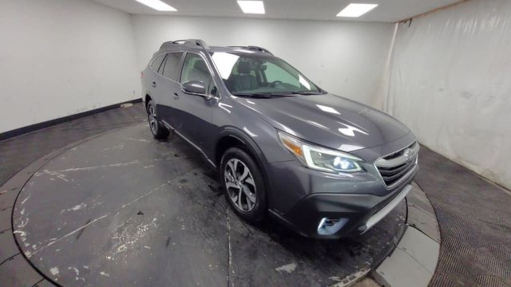 Used 2022 Subaru Outback Limited SUV