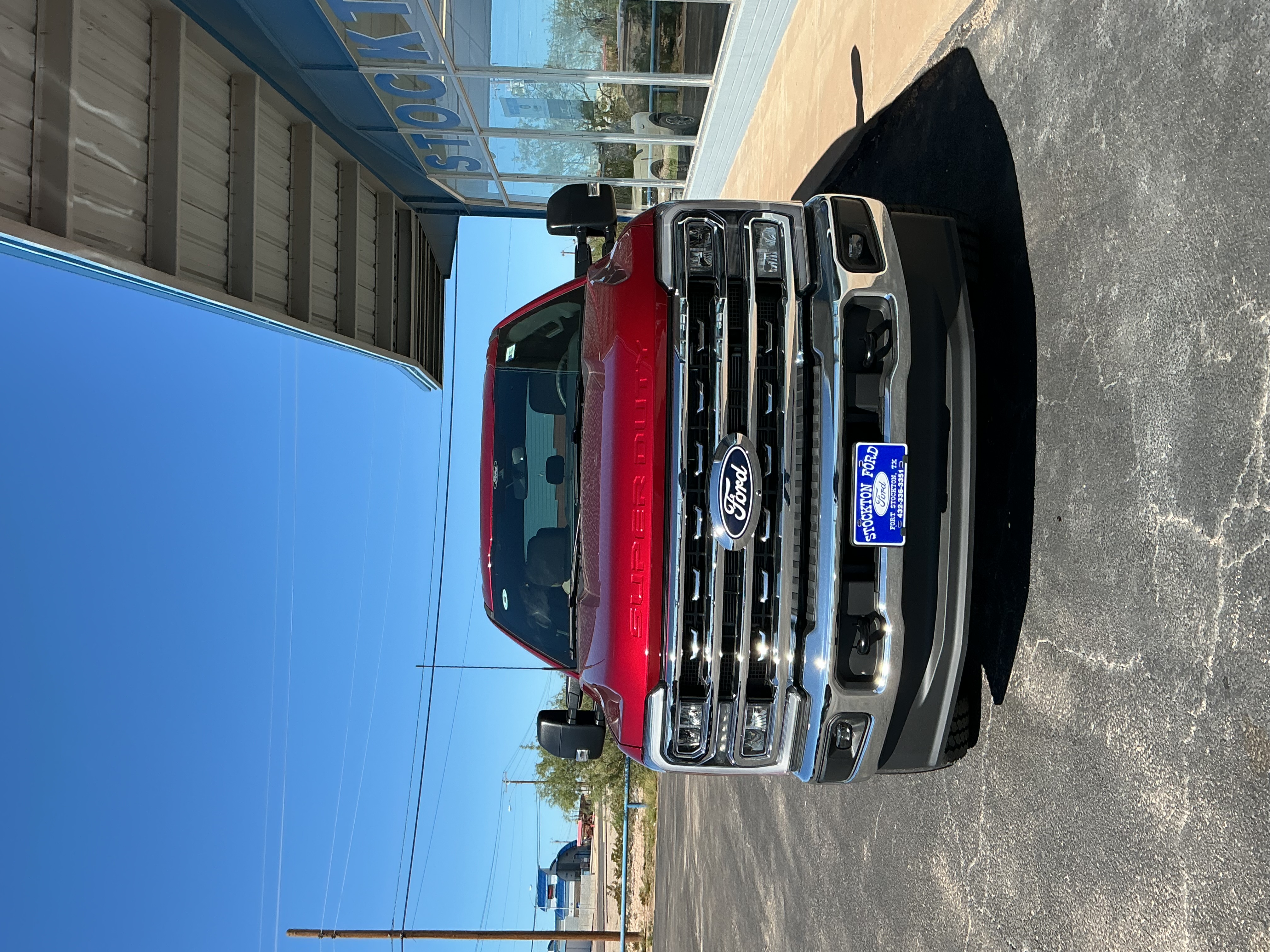 2027 Ford F-250 Super Duty XLT