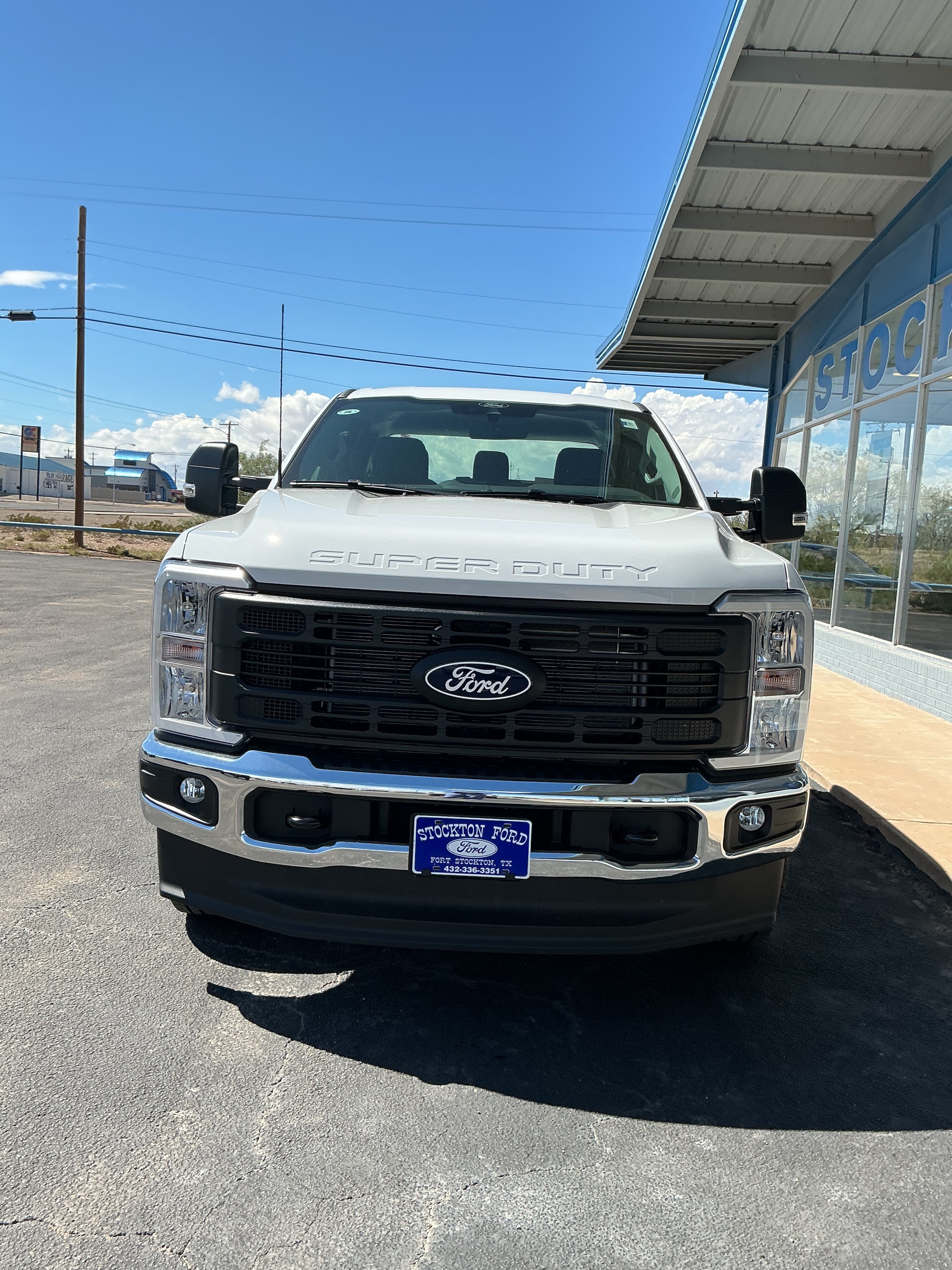 2027 Ford F-350 Super Duty XL