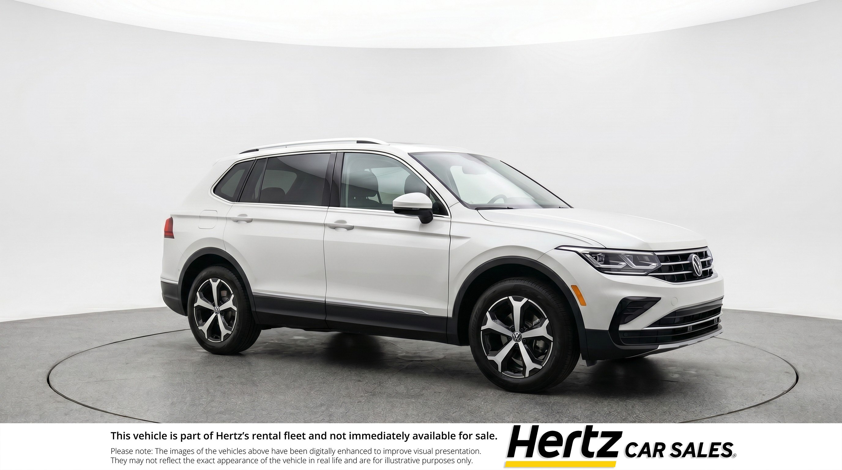 Thumbnail: 2026 Volkswagen Tiguan - 1
