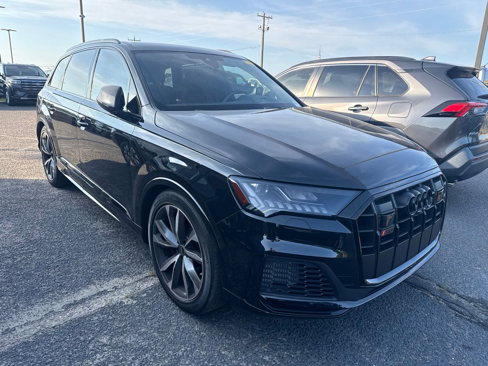 2023 Audi SQ7
