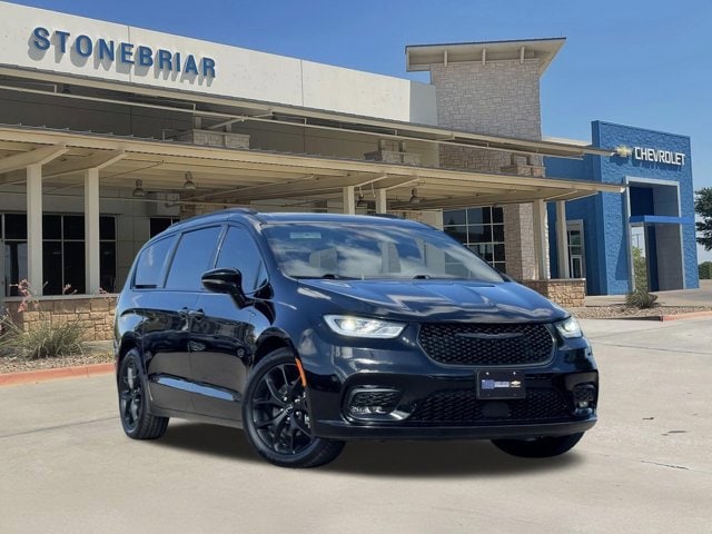 2025 Chrysler Pacifica
