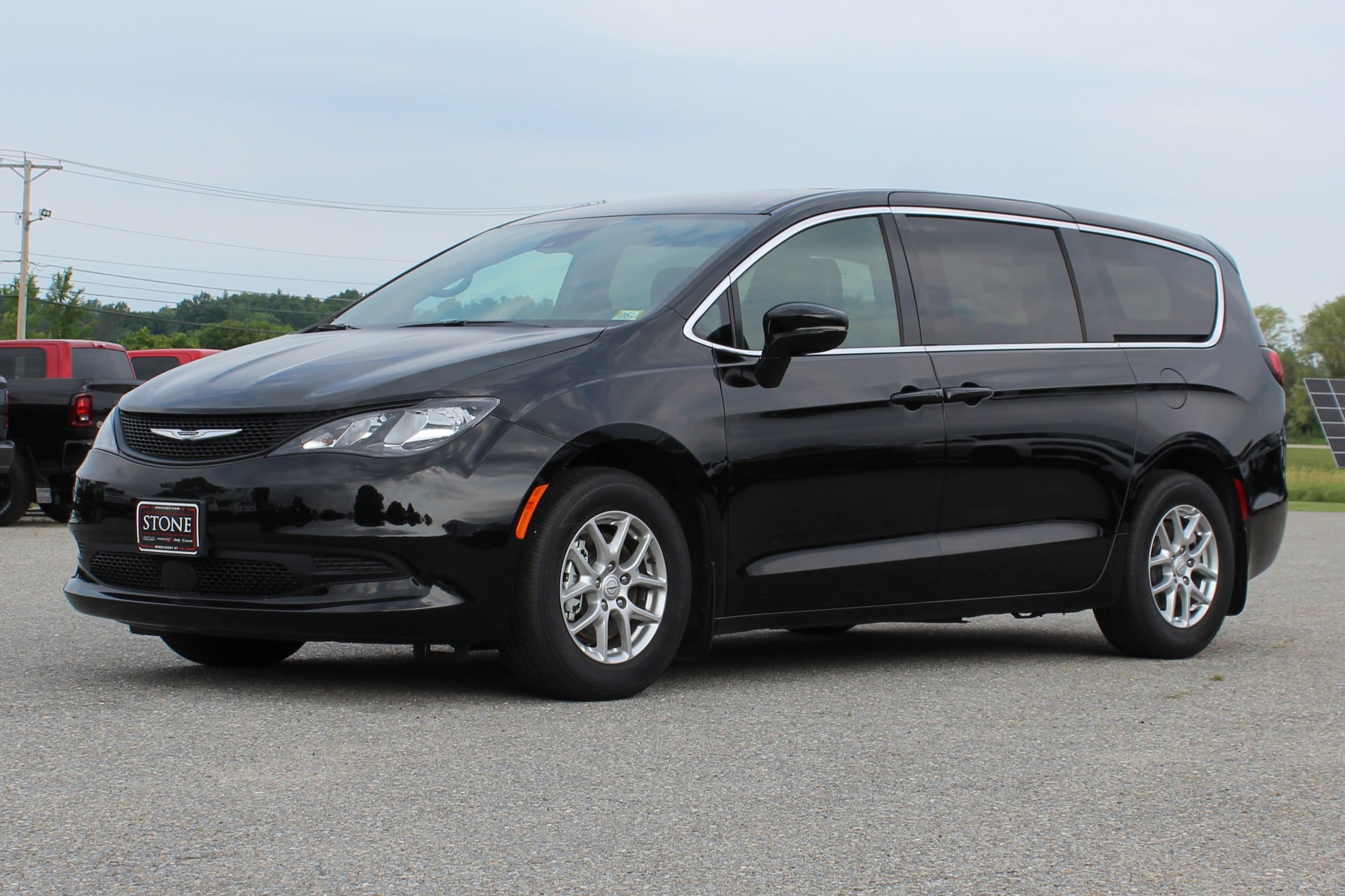 2026 Chrysler Voyager LX
