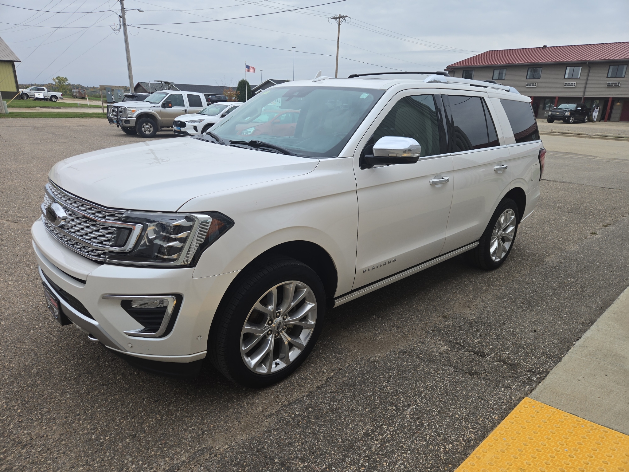 Used 2019 Ford Expedition Platinum Wagon