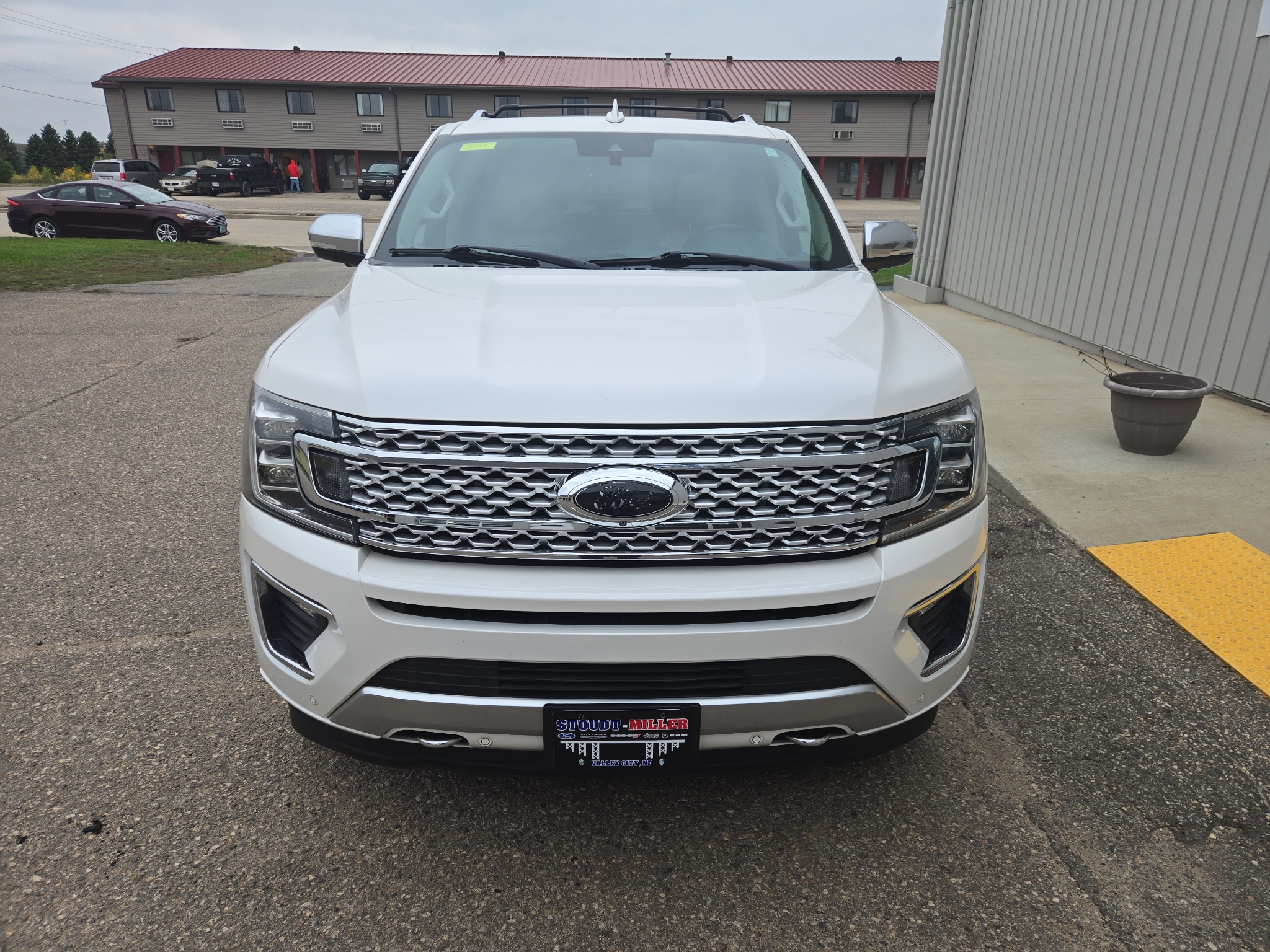Used 2019 Ford Expedition Platinum Wagon