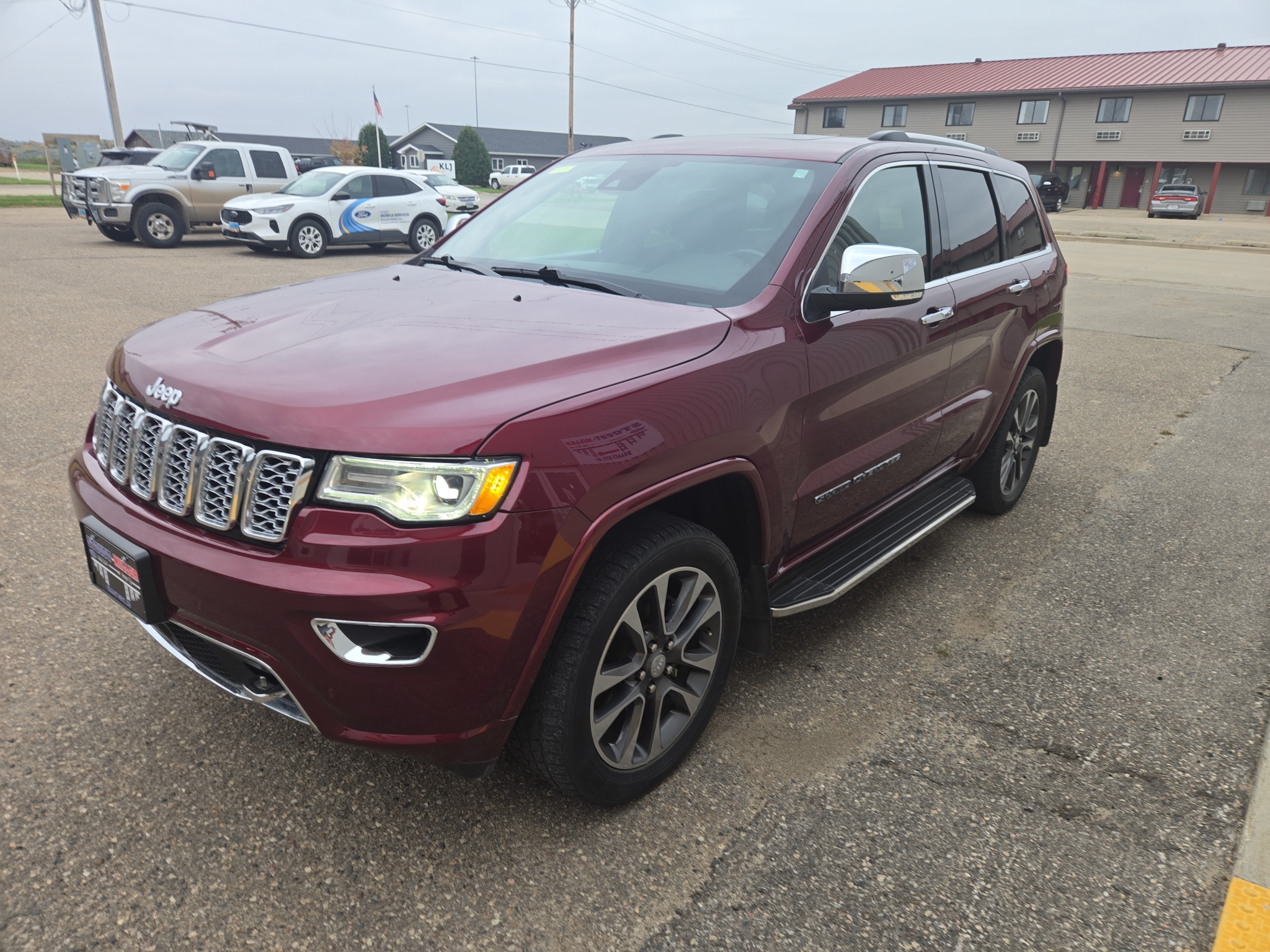 Used 2017 Jeep Grand Cherokee Overland Wagon