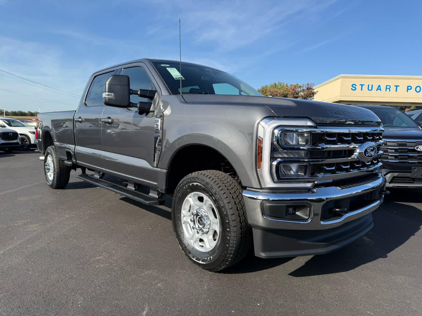 New 2027 Ford Super Duty F-350 SRW XLT Truck
