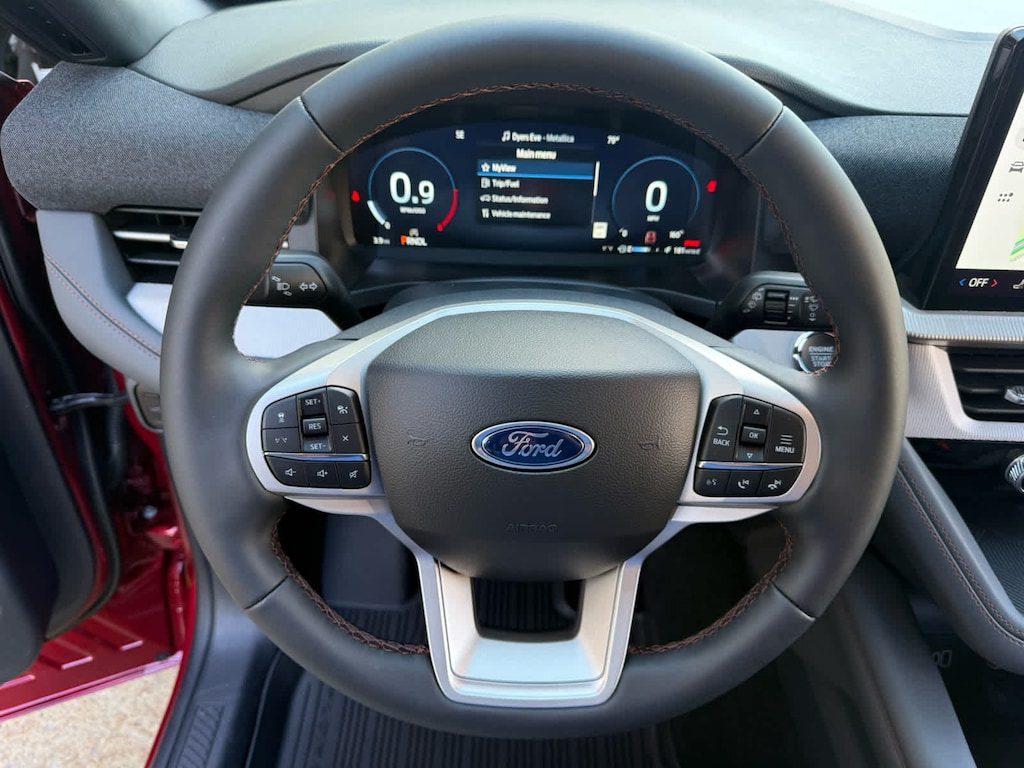 New 2027 Ford Explorer Active w/200A Pkg SUV