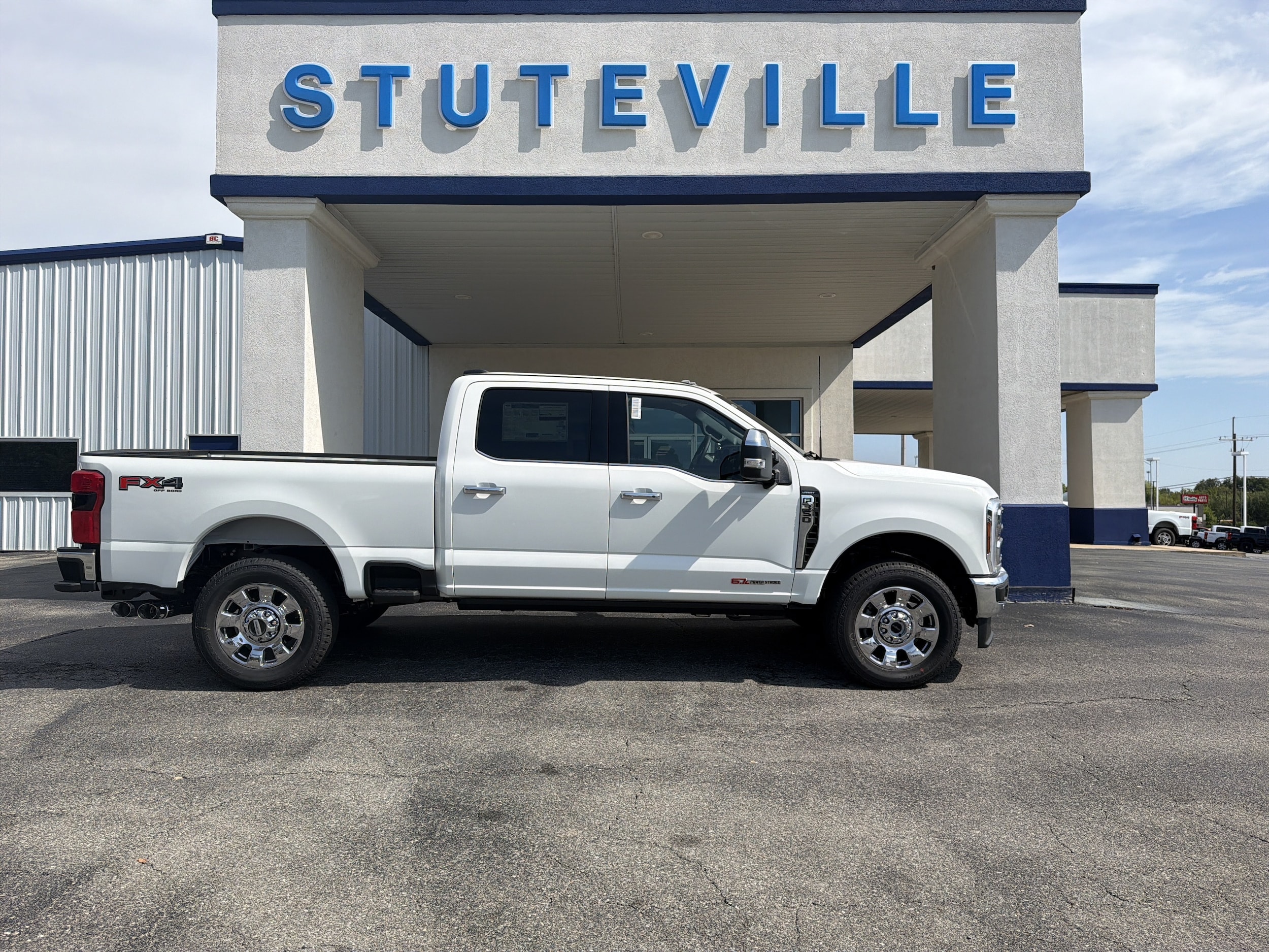2027 Ford F-350 Super Duty Lariat