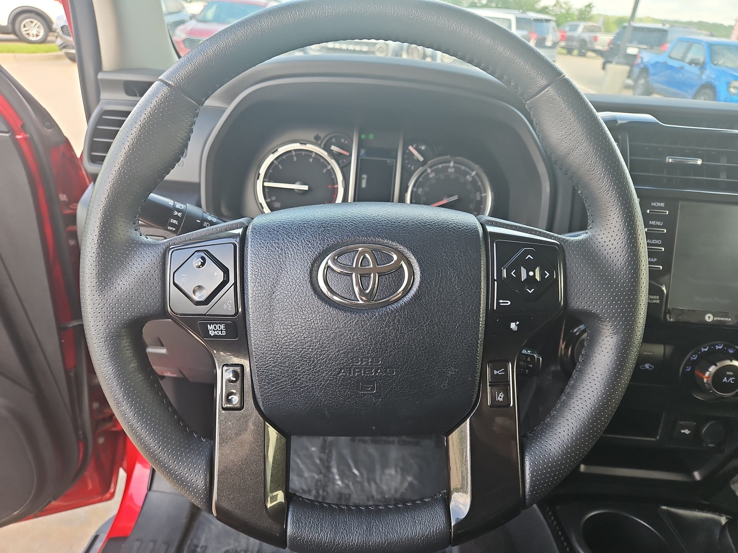 2024 Toyota 4Runner TRD Off-Road - Photo 13