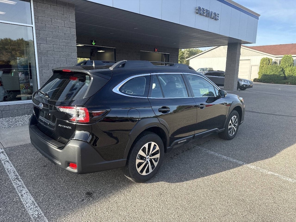 Certified 2025 Subaru Outback Base AWD 4dr Crossover Wagon