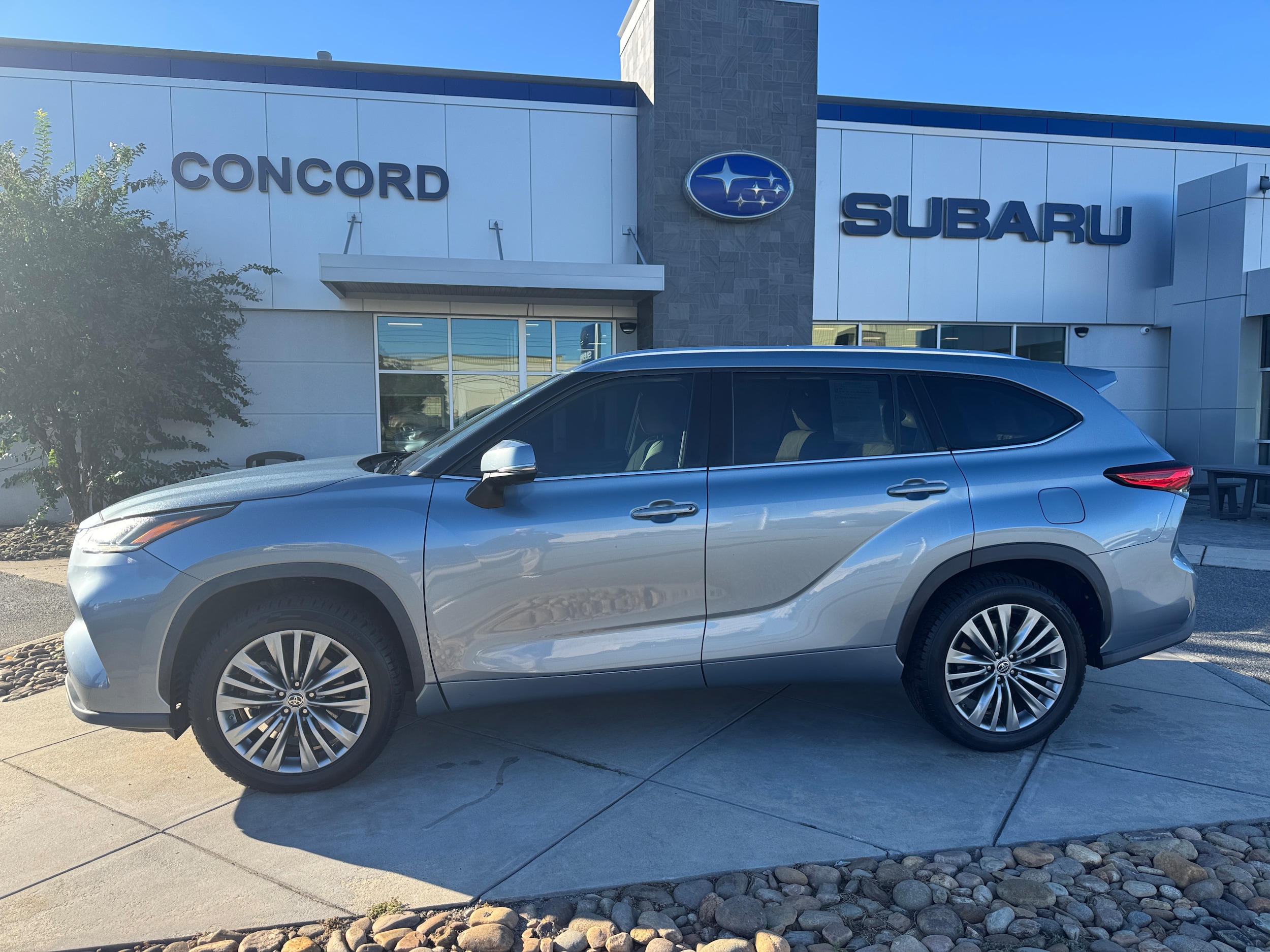 2020 Toyota Highlander Platinum