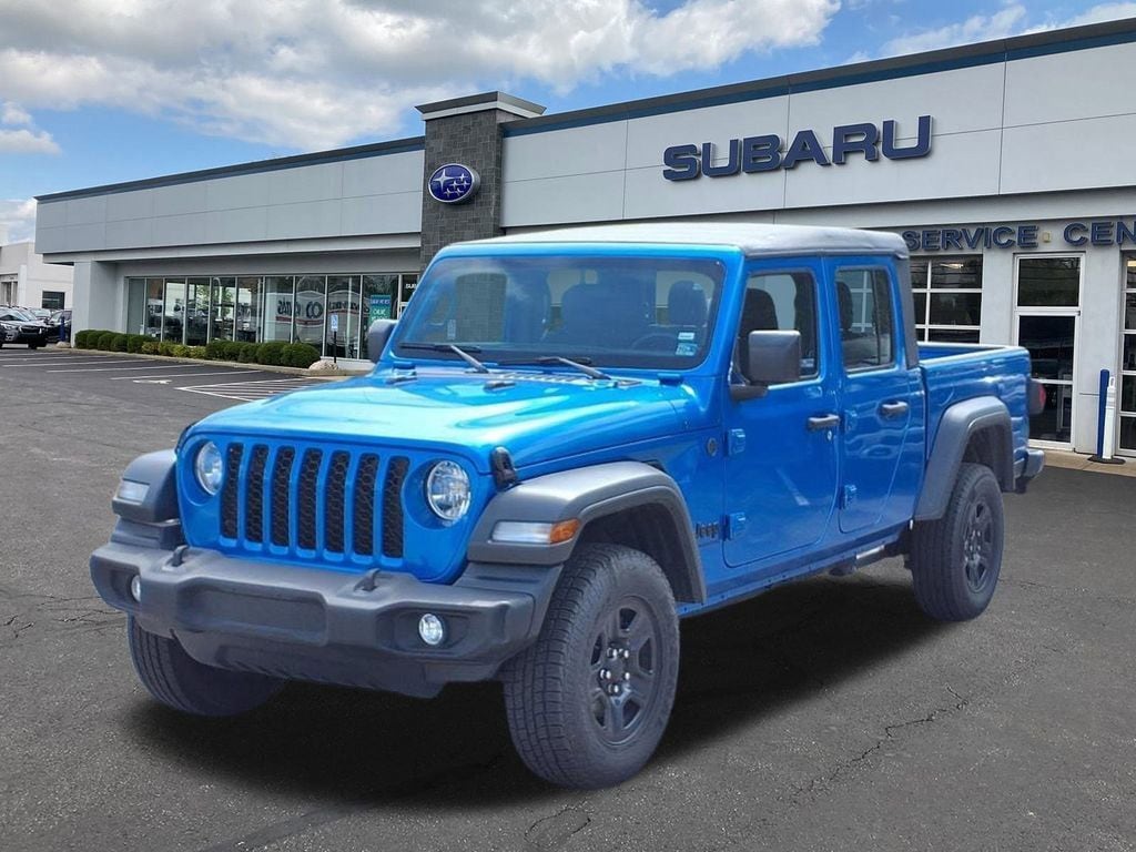 Used 2022 Jeep Gladiator Sport Truck