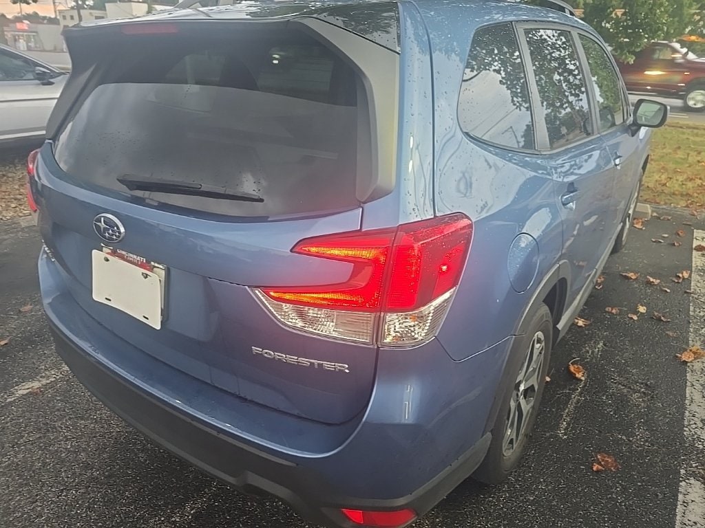 Used 2024 Subaru Forester Premium SUV
