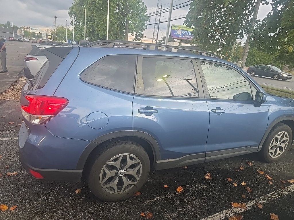 Used 2024 Subaru Forester Premium SUV