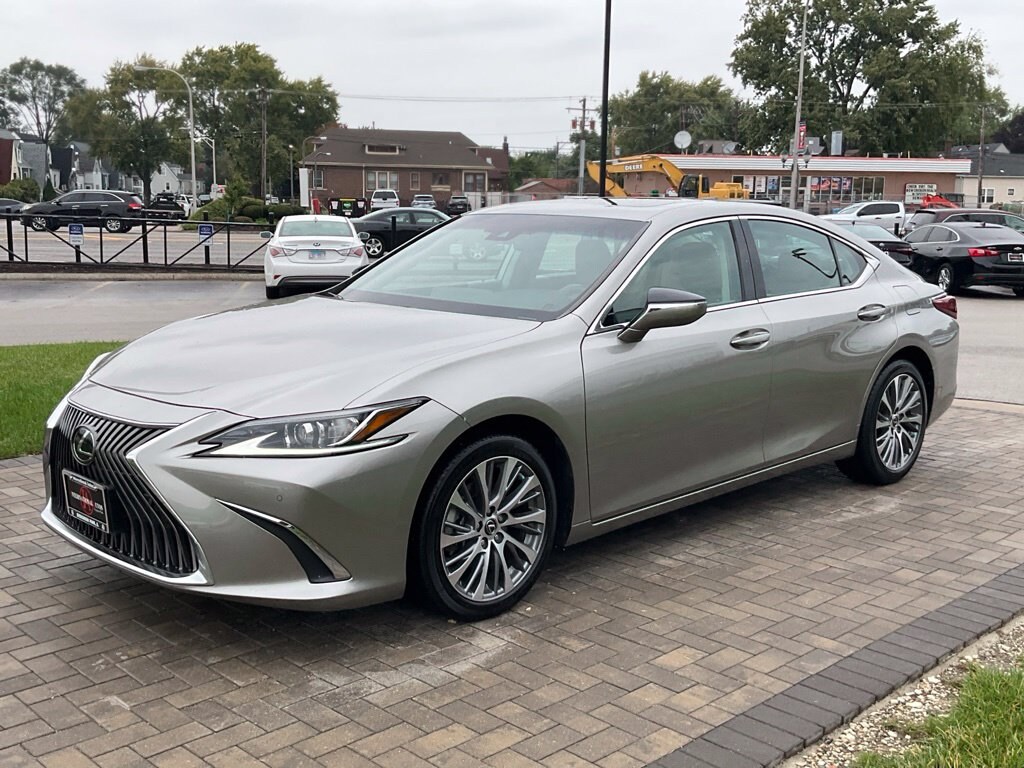 Used 2021 Lexus ES 250 Sedan