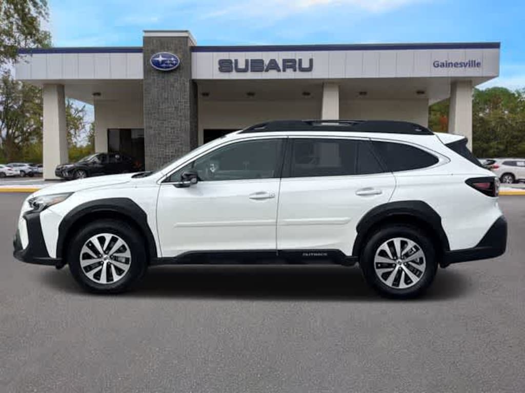 Used 2025 Subaru Outback Premium SUV