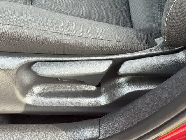 2024 Toyota Corolla LE - Photo 15