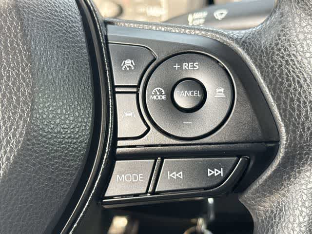2024 Toyota Corolla LE - Photo 22