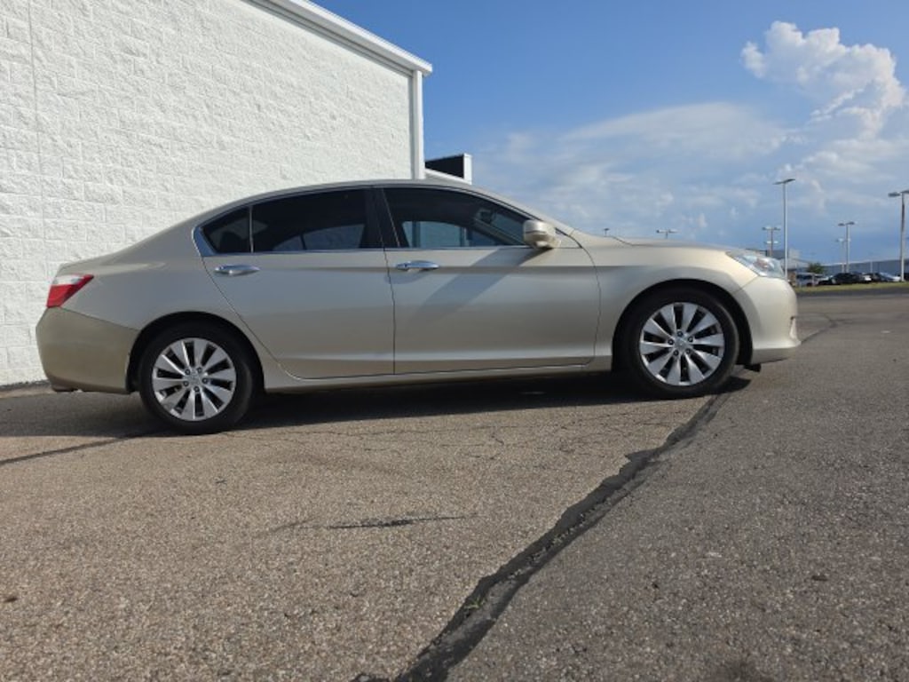 Used 2015 Honda Accord EX-L Sedan
