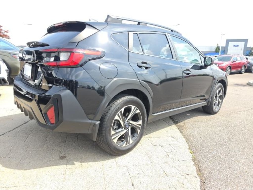 Used 2024 Subaru Crosstrek Premium SUV