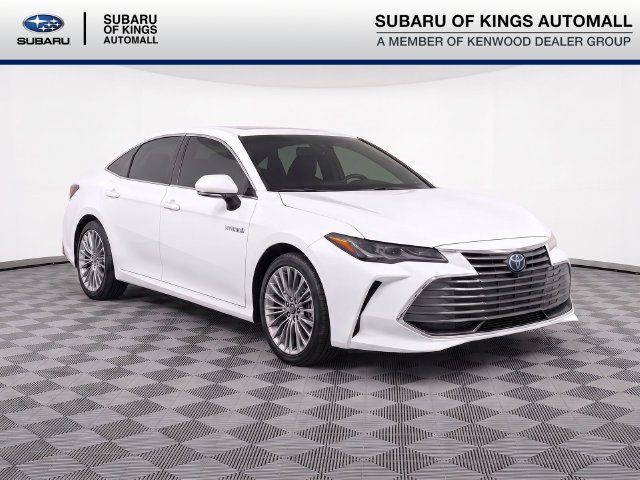 Used 2021 Toyota Avalon Hybrid Limited Sedan