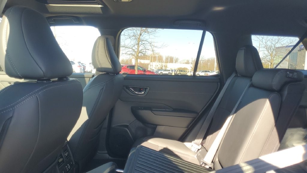 2026 Subaru Outback Touring - Photo 25