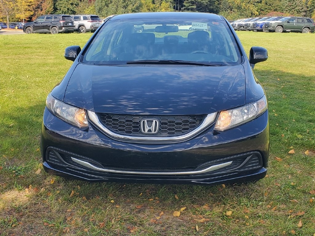 Used 2013 Honda Civic LX with VIN 19XFB2F58DE239781 for sale in Macomb, MI