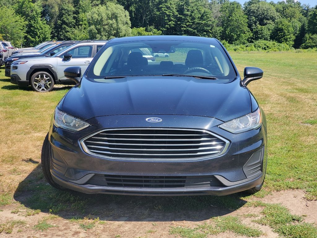 Used 2020 Ford Fusion SE with VIN 3FA6P0HD0LR262401 for sale in Macomb, MI