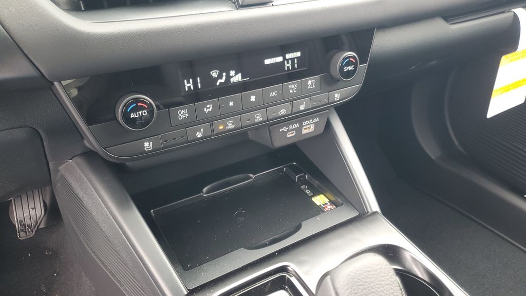 2026 Subaru Outback Touring - Photo 22