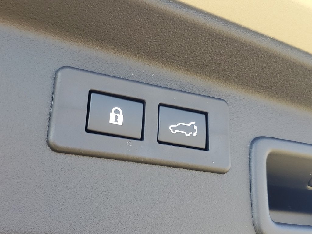 2026 Subaru Outback Touring - Photo 29