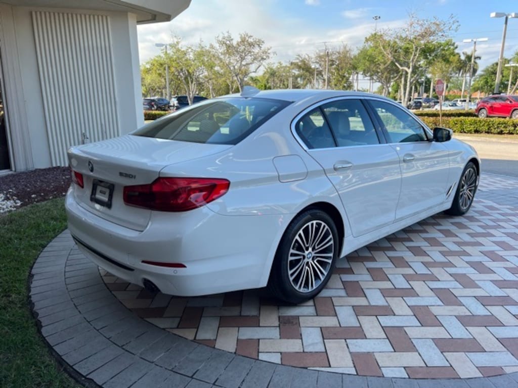 Used 2018 BMW 5 Series 530i Sedan