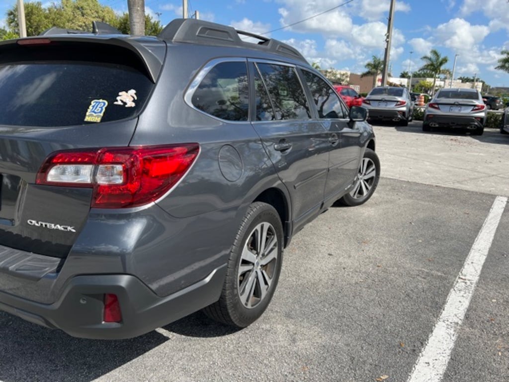 Used 2019 Subaru Outback 2.5i SUV