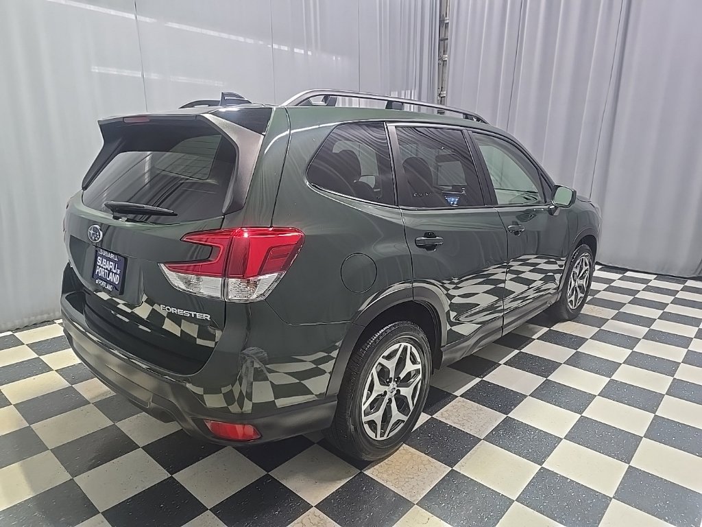 Used 2024 Subaru Forester Premium SUV