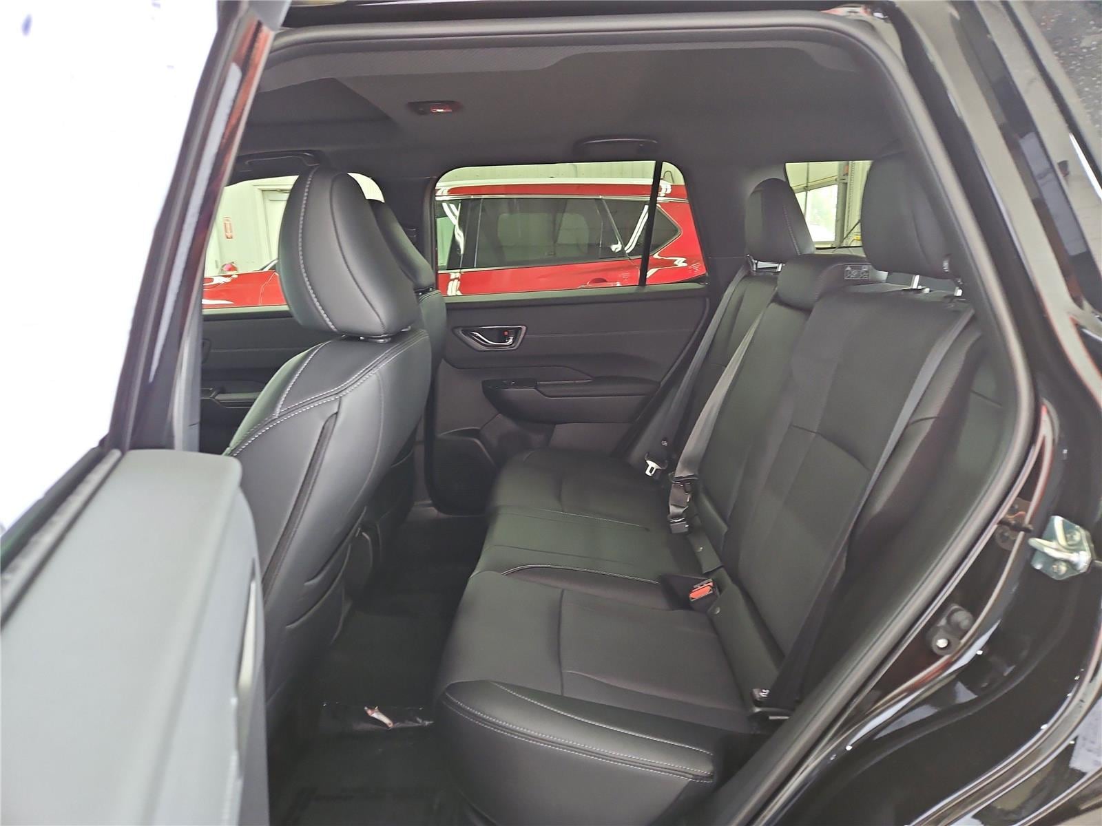2026 Subaru Outback Touring - Photo 17