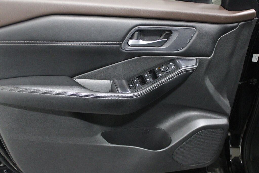 Used 2023 Nissan Rogue SV SUV