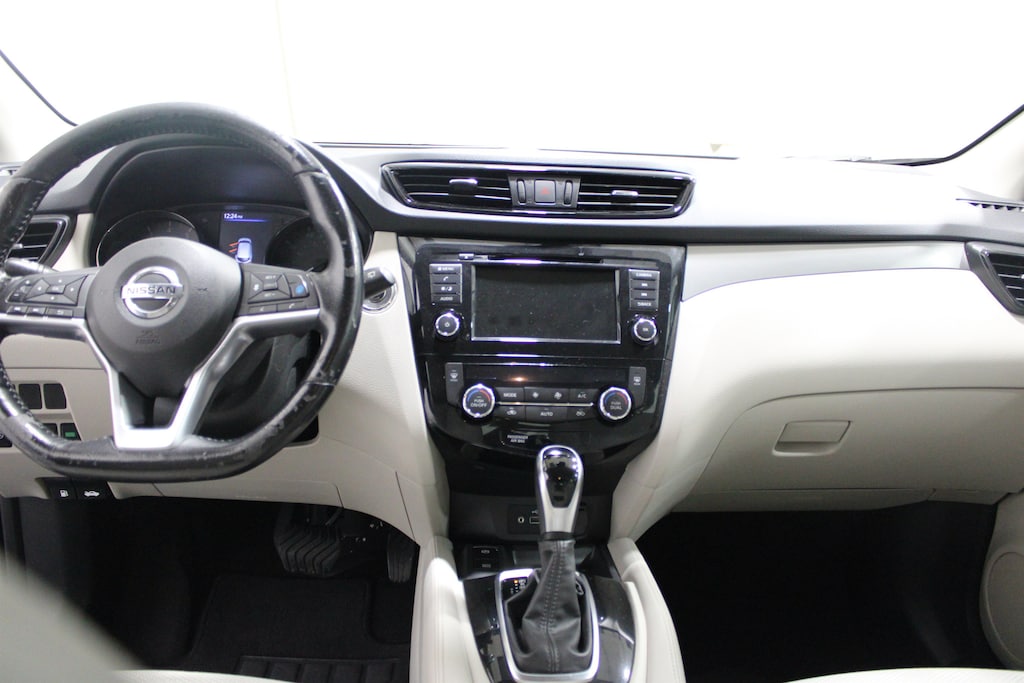 Used 2020 Nissan Rogue Sport SV SUV