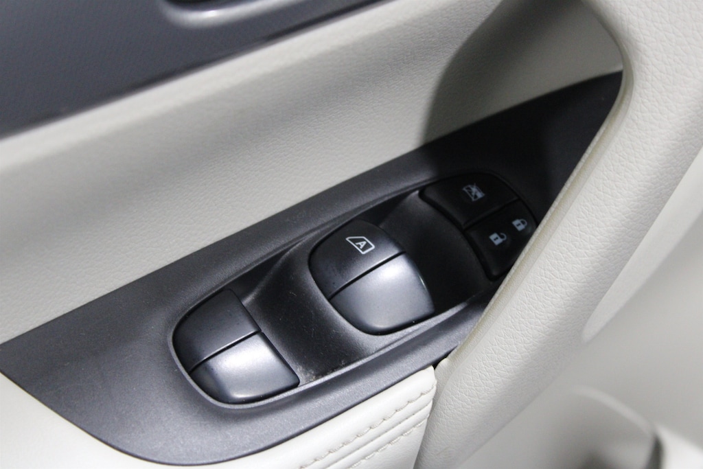 Used 2020 Nissan Rogue Sport SV SUV