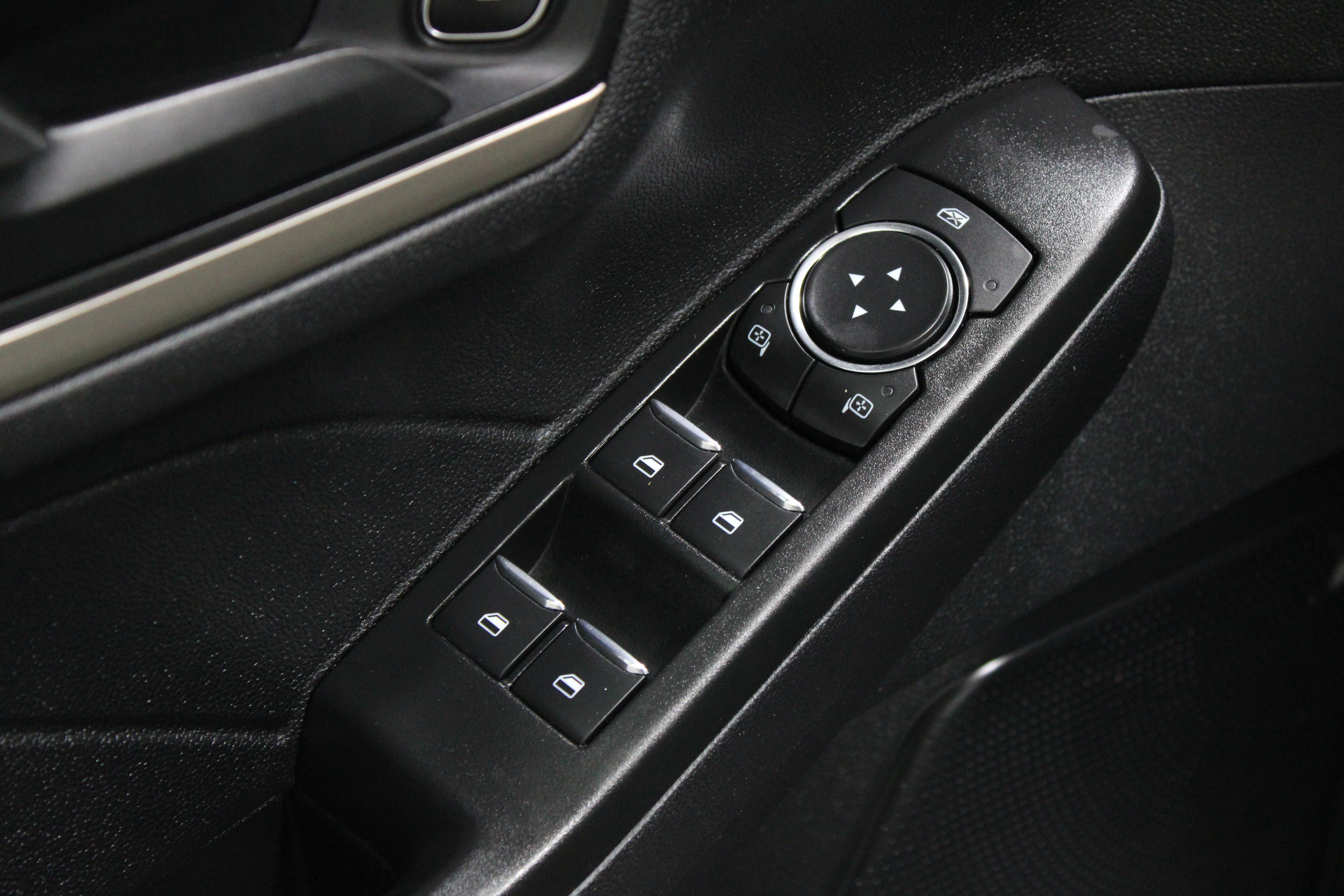 Used 2022 Ford Escape SE Hybrid SUV