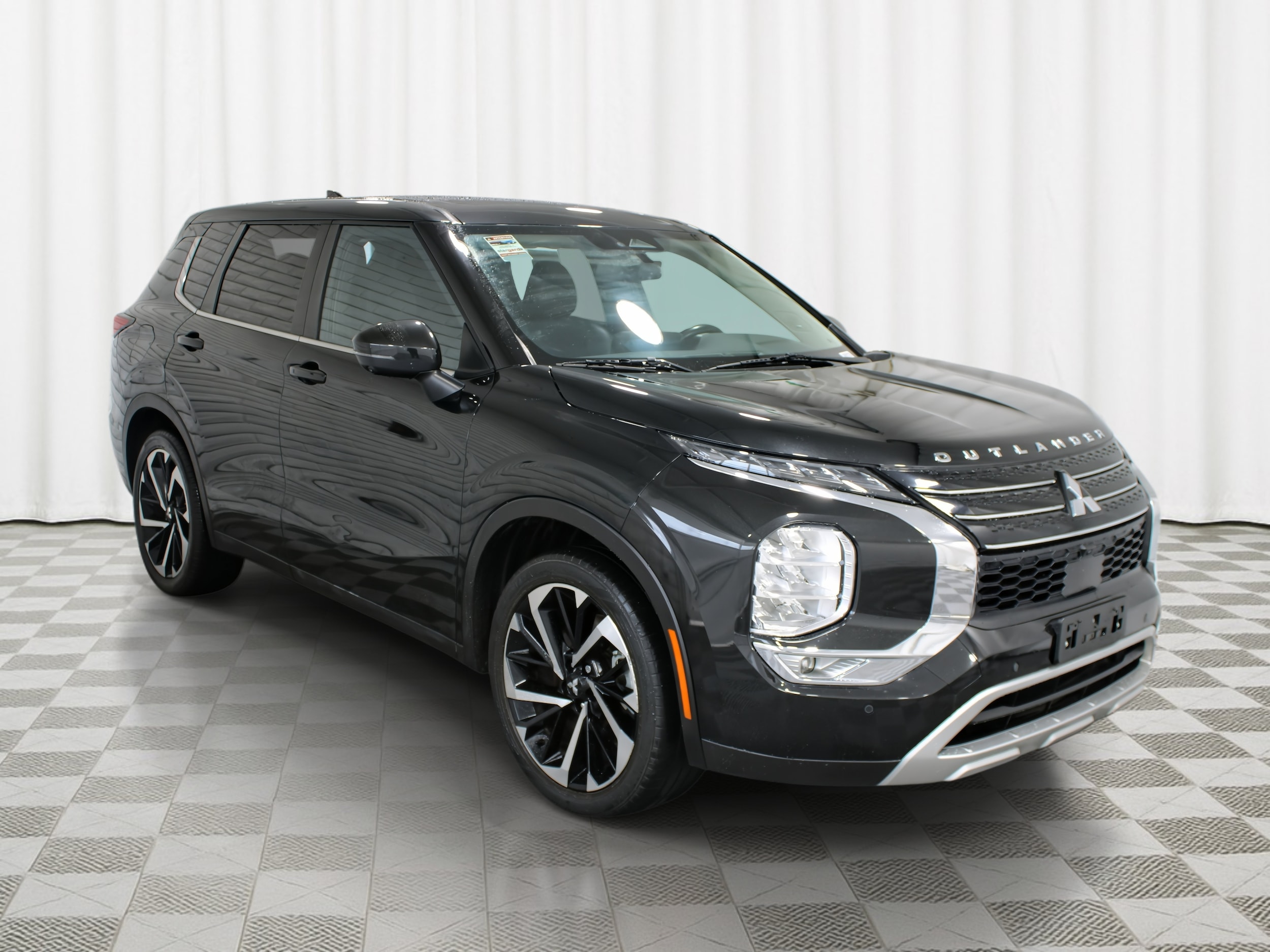 2023 Mitsubishi Outlander